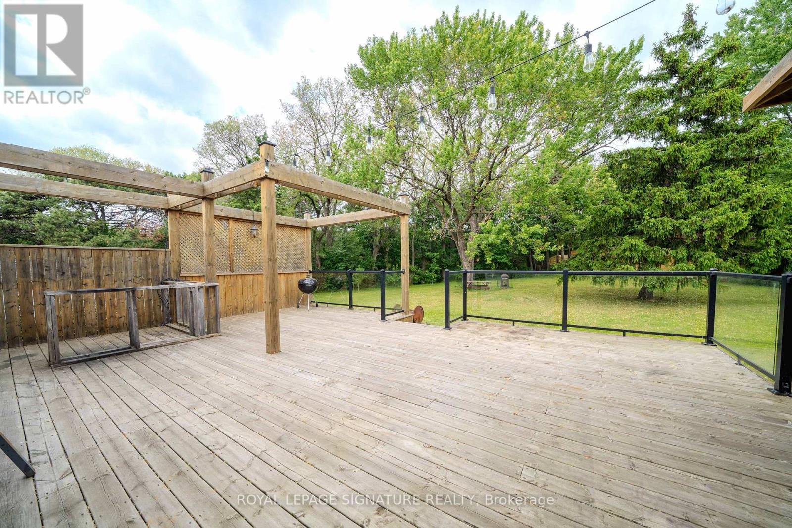 41 Mayo Drive, Toronto (Rustic), Ontario  M6L 2X4 - Photo 31 - W12200557