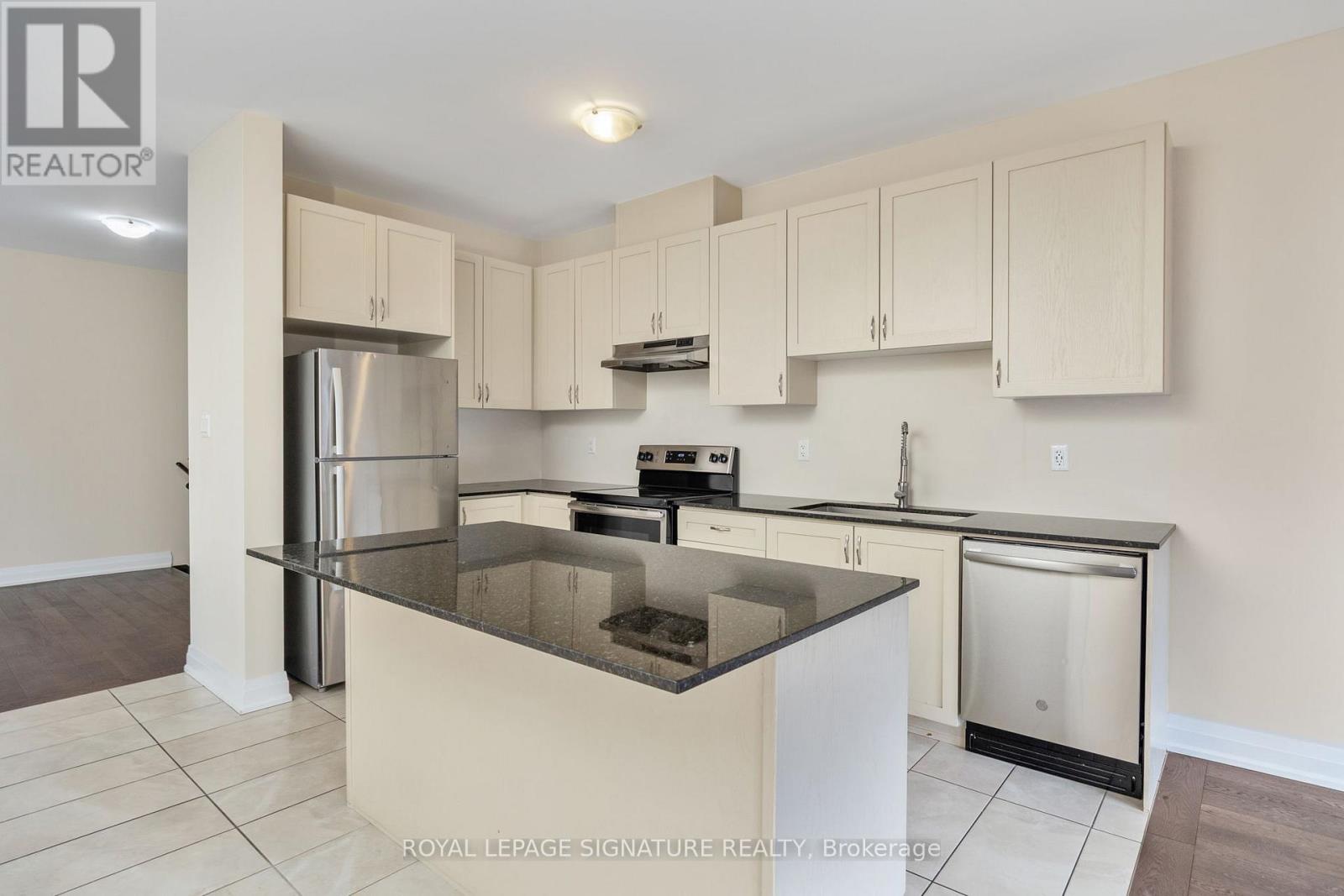 44 Lollard Way, Brampton (Bram West), Ontario  L6Y 0E4 - Photo 11 - W12200573