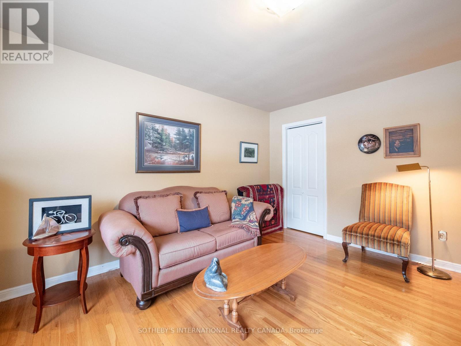 1601 Calumet Place, Mississauga, Ontario  L5J 3B1 - Photo 23 - W12200574