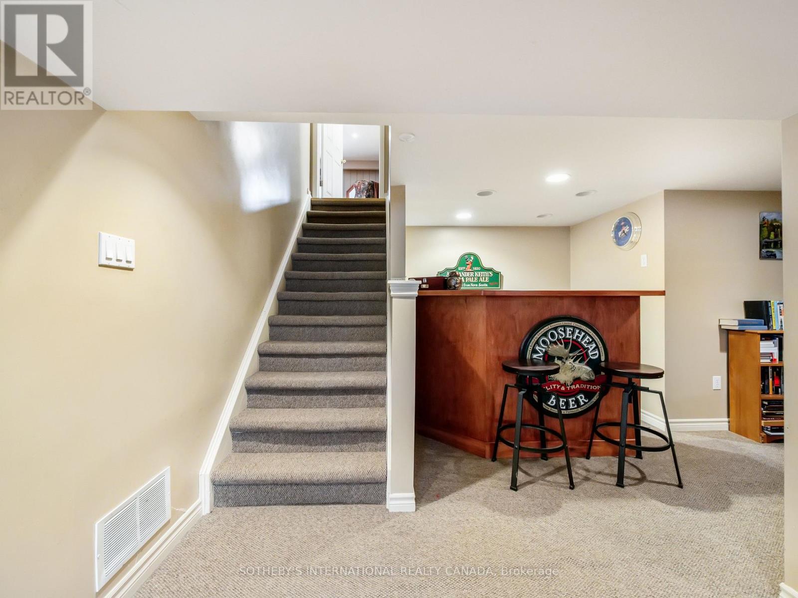1601 Calumet Place, Mississauga, Ontario  L5J 3B1 - Photo 35 - W12200574
