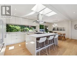 5766 CRANLEY DRIVE, West Vancouver property photo listing R3011763 for sale