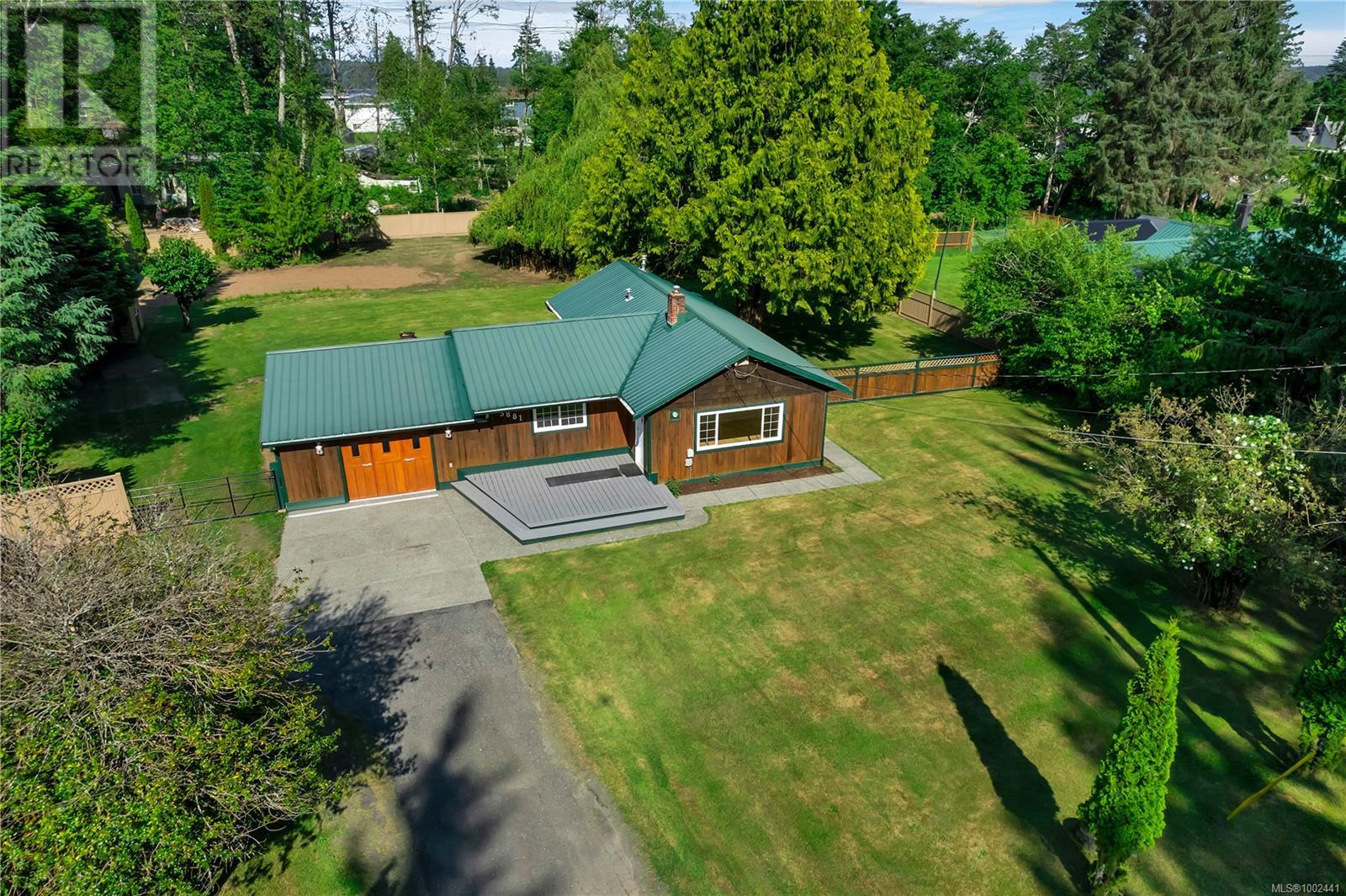 Property at 3881 Painter Rd image 1