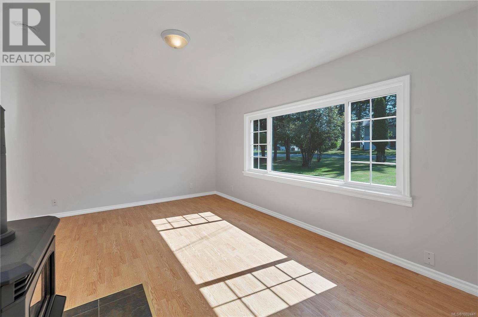 Property at 3881 Painter Rd image 4