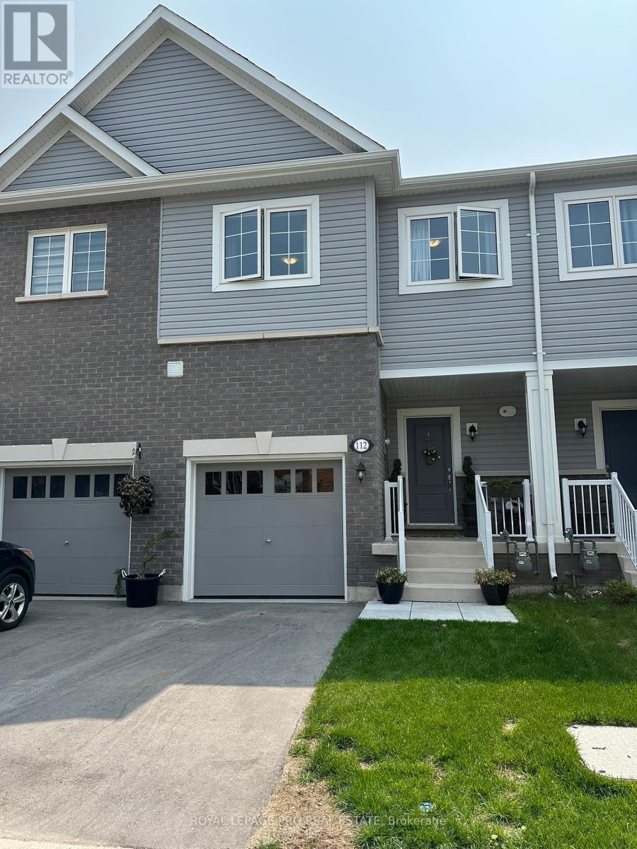 112 Winters Way, Shelburne, Ontario  L9V 2X7 - Photo 2 - X12200479
