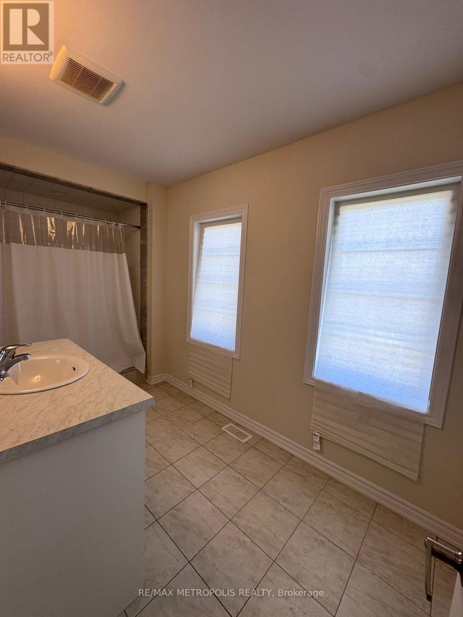1 Buttercream Avenue, Thorold, Ontario  L2V 0L3 - Photo 21 - X12200484