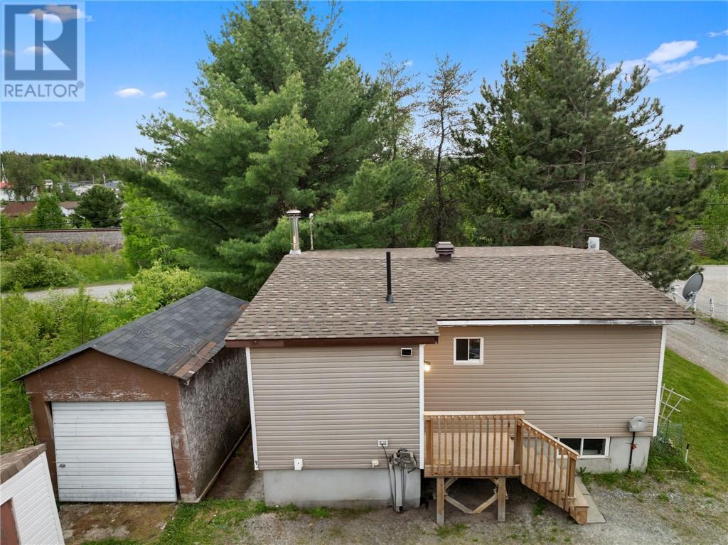 15 Savard Road, Wahnapitae, Ontario  P0M 3C0 - Photo 32 - 2122644