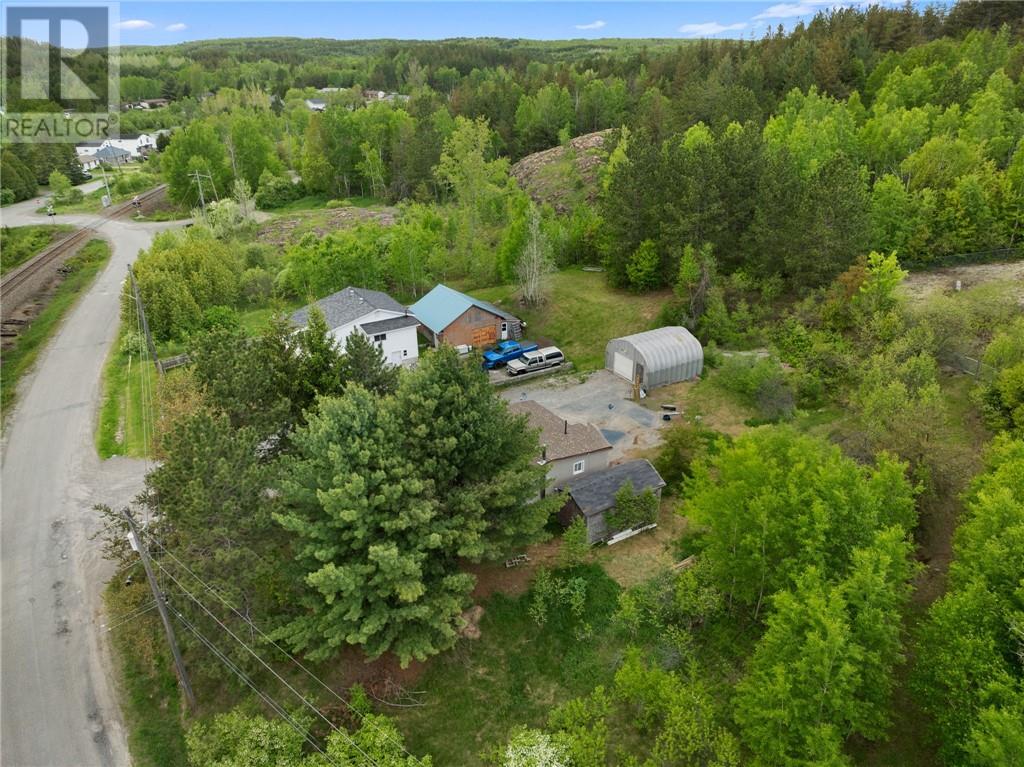 15 Savard Road, Wahnapitae, Ontario  P0M 3C0 - Photo 37 - 2122644