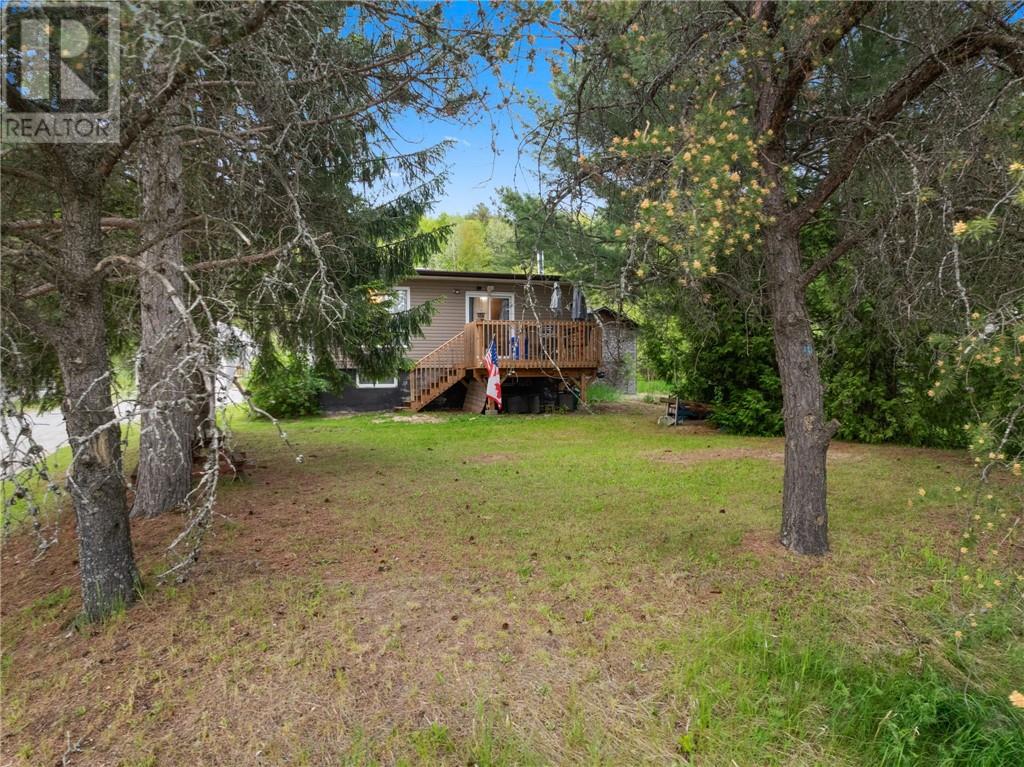 15 Savard Road, Wahnapitae, Ontario  P0M 3C0 - Photo 5 - 2122644