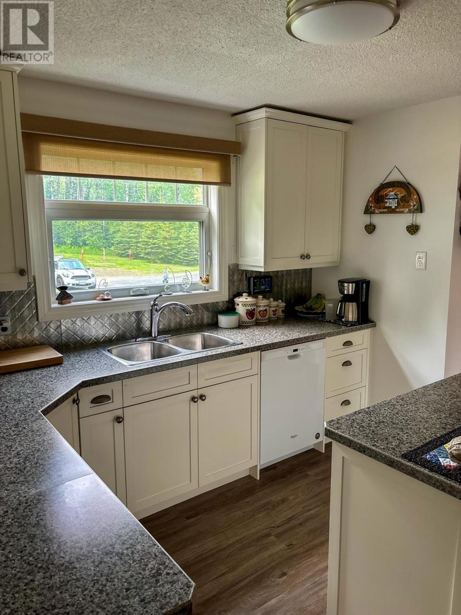 2 Snow Dr, 2353 Redditt Rd, Kenora, Ontario  P9N 0E6 - Photo 17 - TB251141
