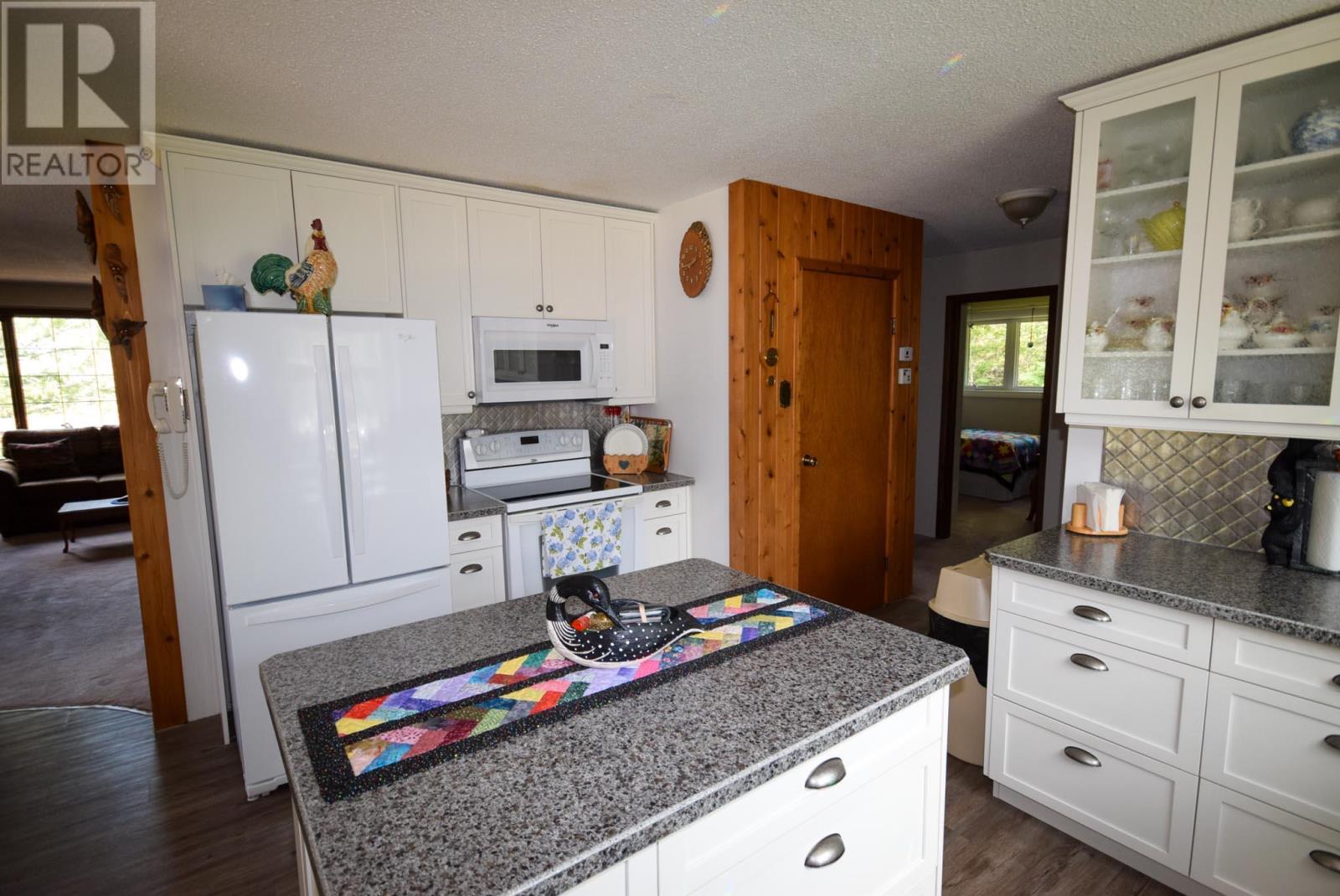 2 Snow Dr, 2353 Redditt Rd, Kenora, Ontario  P9N 0E6 - Photo 15 - TB251141