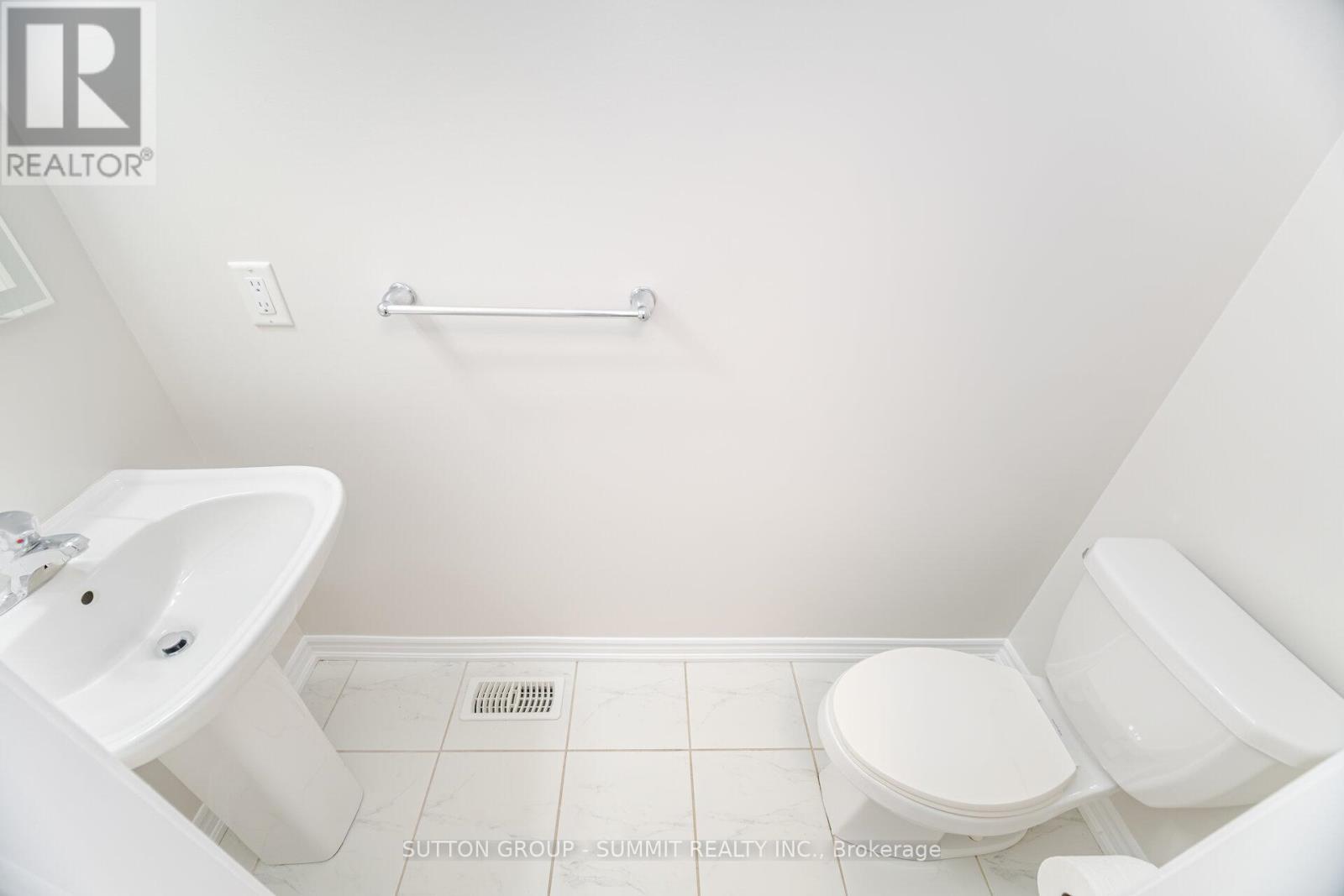 642 Laking Terrace, Milton, Ontario  L9T 9J4 - Photo 17 - W12171484