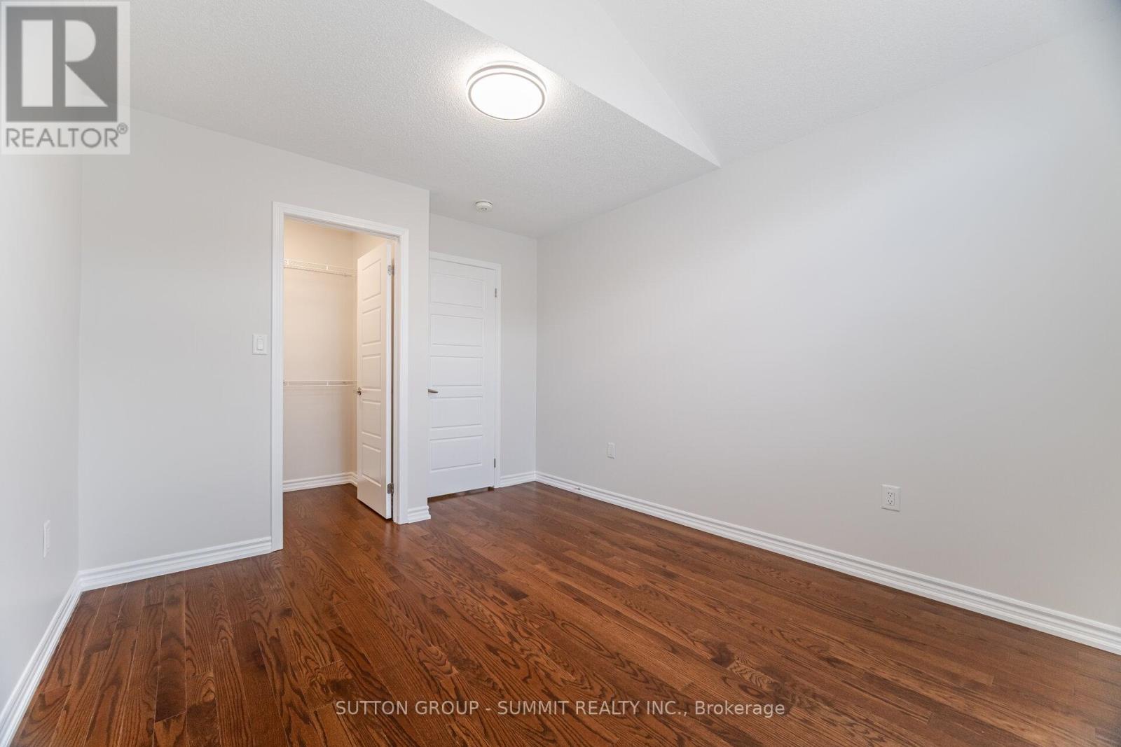 642 Laking Terrace, Milton, Ontario  L9T 9J4 - Photo 27 - W12171484