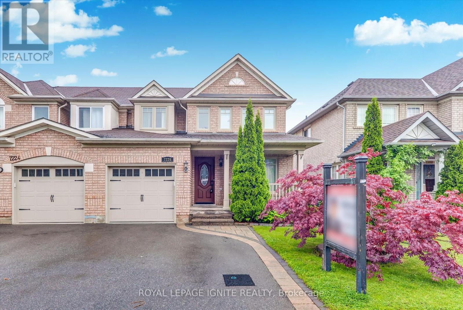 7226 Torrisdale Lane, Mississauga, Ontario  L5N 7Y8 - Photo 1 - W12197040