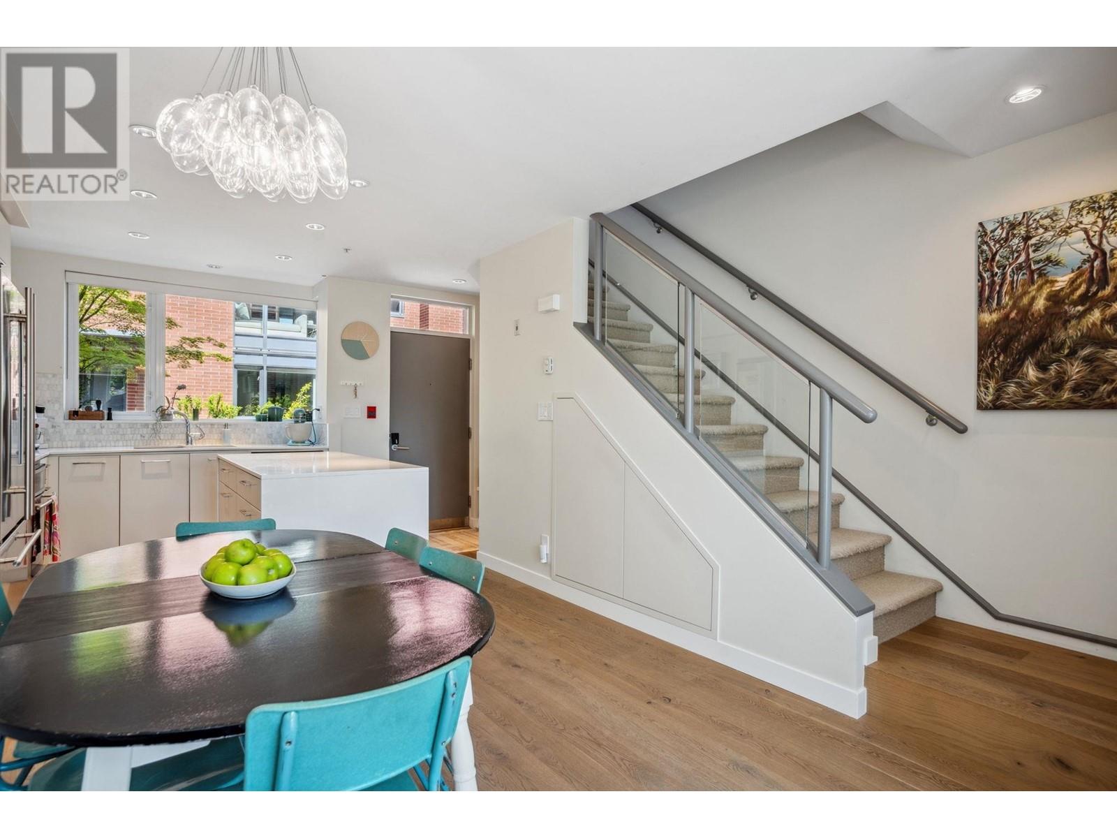 207 1961 Collingwood Street, Vancouver, British Columbia  V6R 3K6 - Photo 10 - R3012095