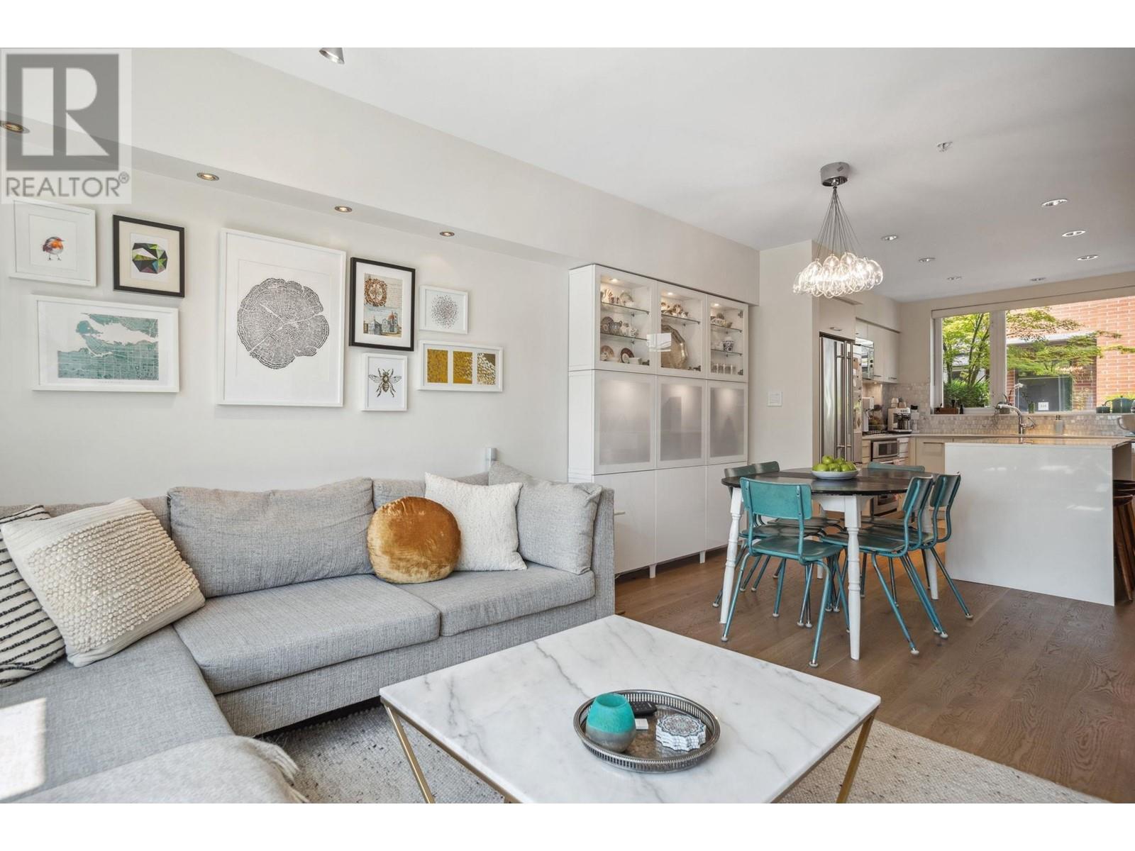 207 1961 Collingwood Street, Vancouver, British Columbia  V6R 3K6 - Photo 4 - R3012095