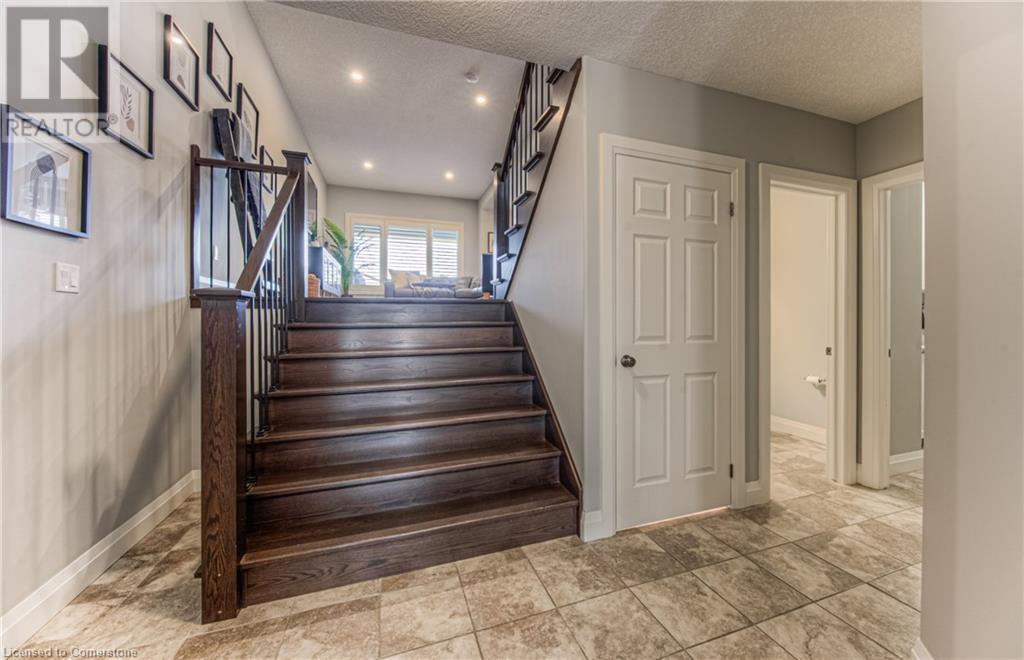 243 Grey Silo Road Unit# 6, Waterloo, Ontario  N2J 4G8 - Photo 6 - 40736357