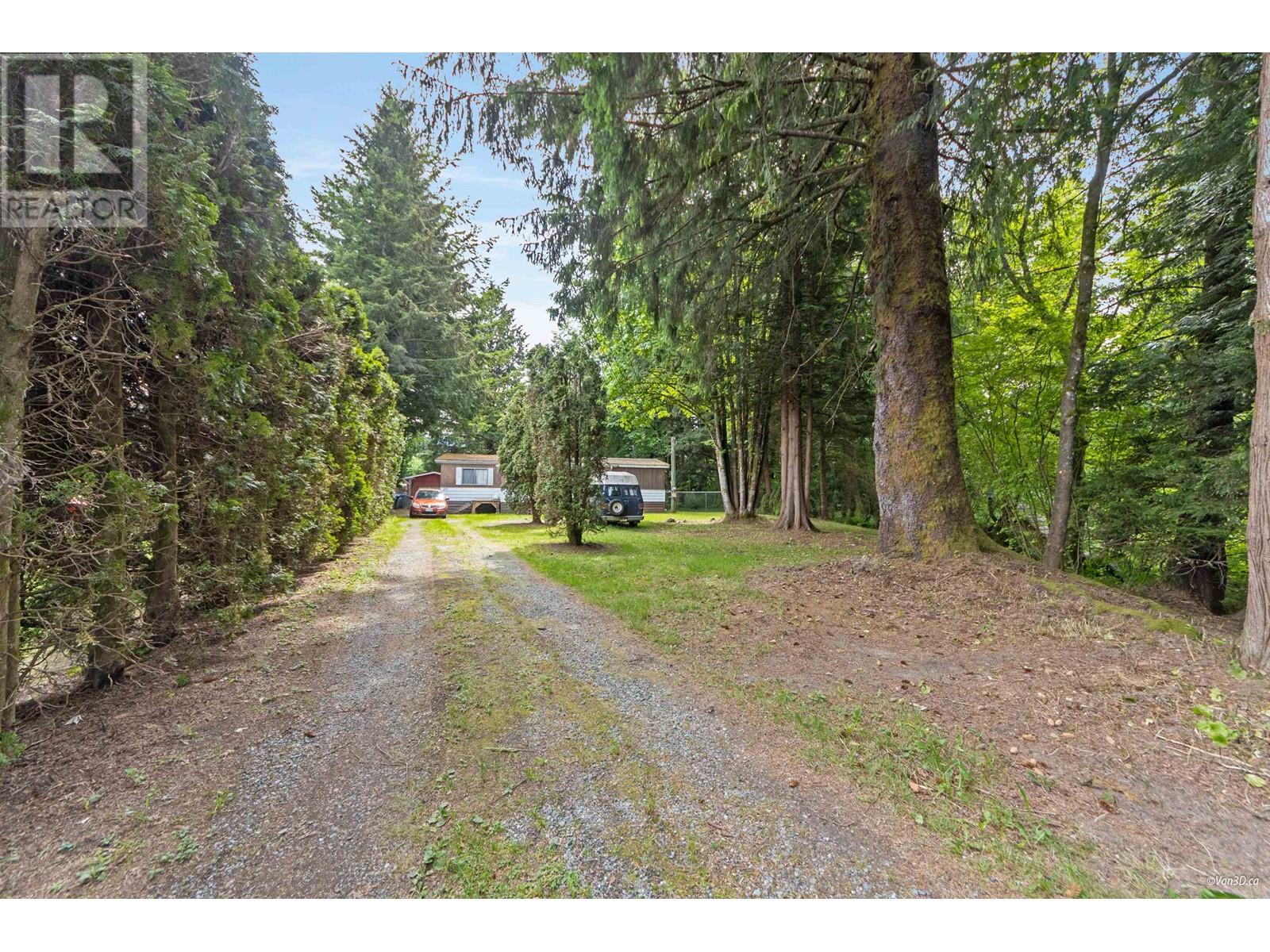 25 Bracken Parkway, Squamish, British Columbia  V0N 1H0 - Photo 6 - R3012069