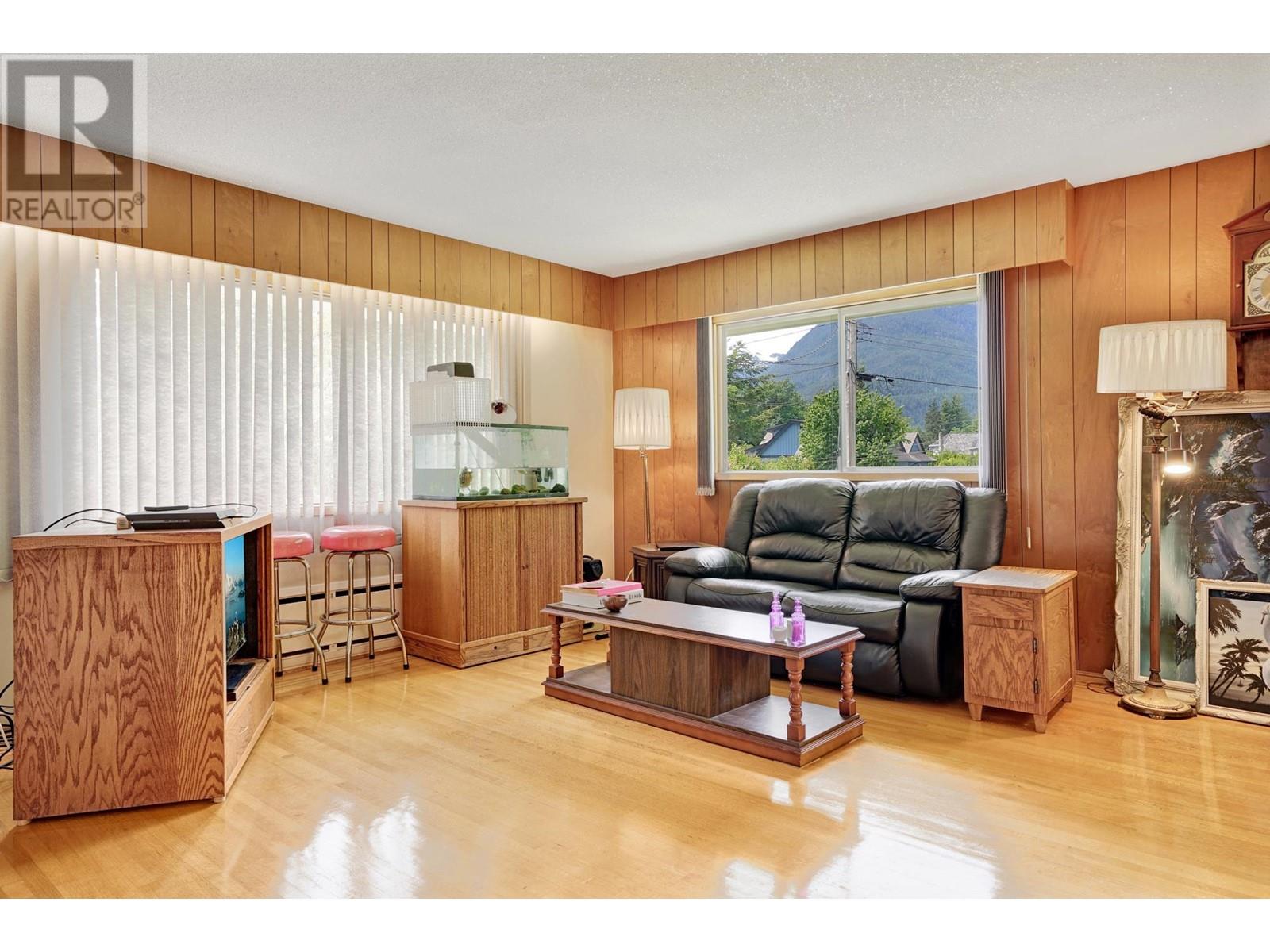 2306 Read Place, Squamish, British Columbia  V0N 1T0 - Photo 26 - R3012090