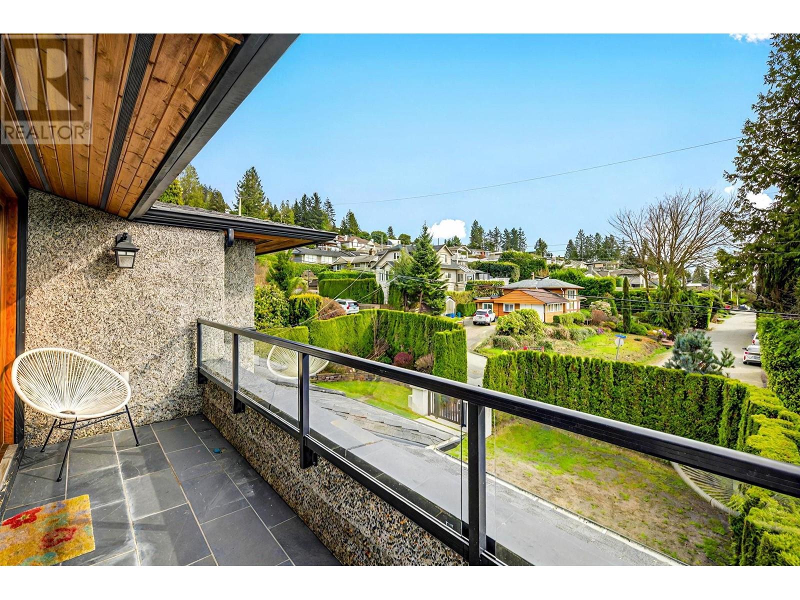 1031 Inglewood Avenue, West Vancouver, British Columbia  V7T 1Y1 - Photo 24 - R3012106