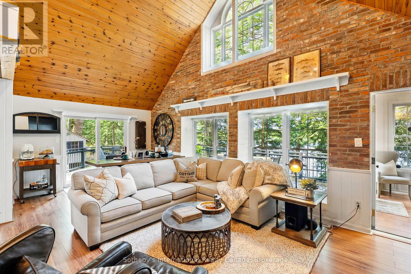 1050 Cobble Rose Lane, Minden Hills, Ontario  K0M 2L1 - Photo 13 - X12200598