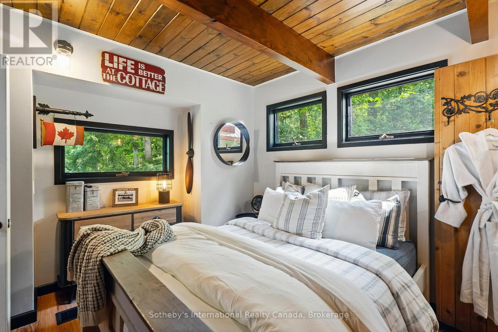 1050 Cobble Rose Lane, Minden Hills, Ontario  K0M 2L1 - Photo 23 - X12200598