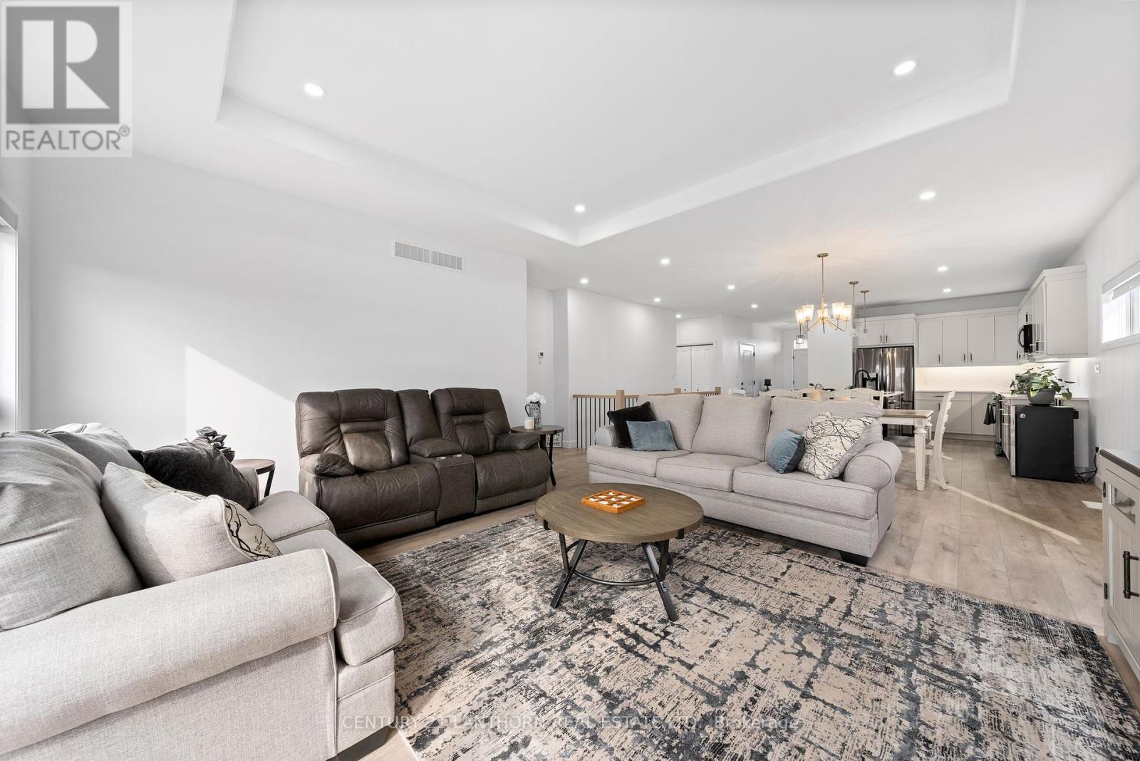 62 Hastings Park Drive, Belleville, Ontario  K8P 0H7 - Photo 13 - X12200601