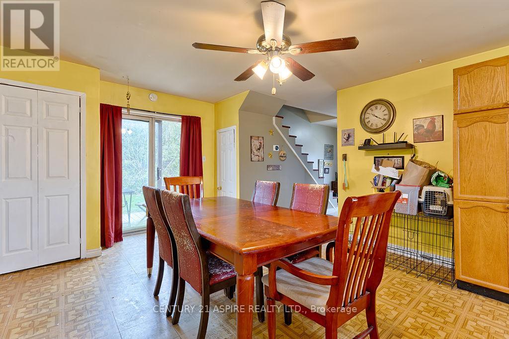 19 Lacroix Bay Road, Whitewater Region, Ontario  K0J 2L0 - Photo 14 - X12122856