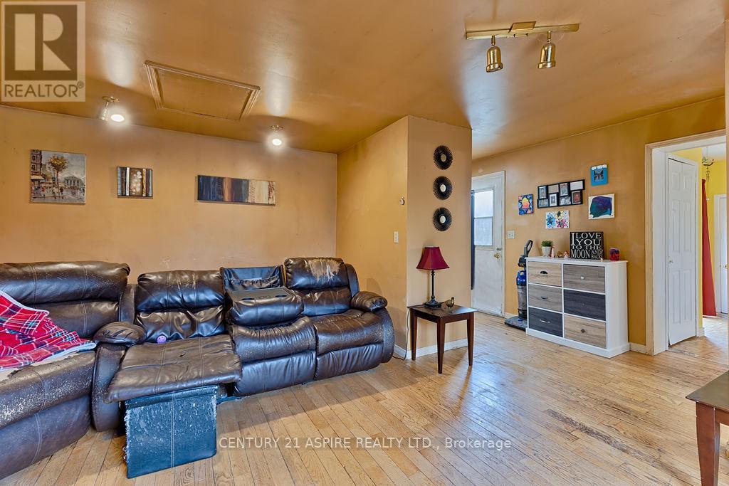 19 Lacroix Bay Road, Whitewater Region, Ontario  K0J 2L0 - Photo 22 - X12122856