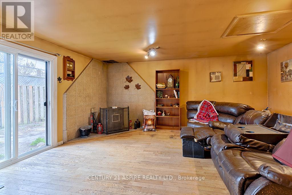 19 Lacroix Bay Road, Whitewater Region, Ontario  K0J 2L0 - Photo 20 - X12122856