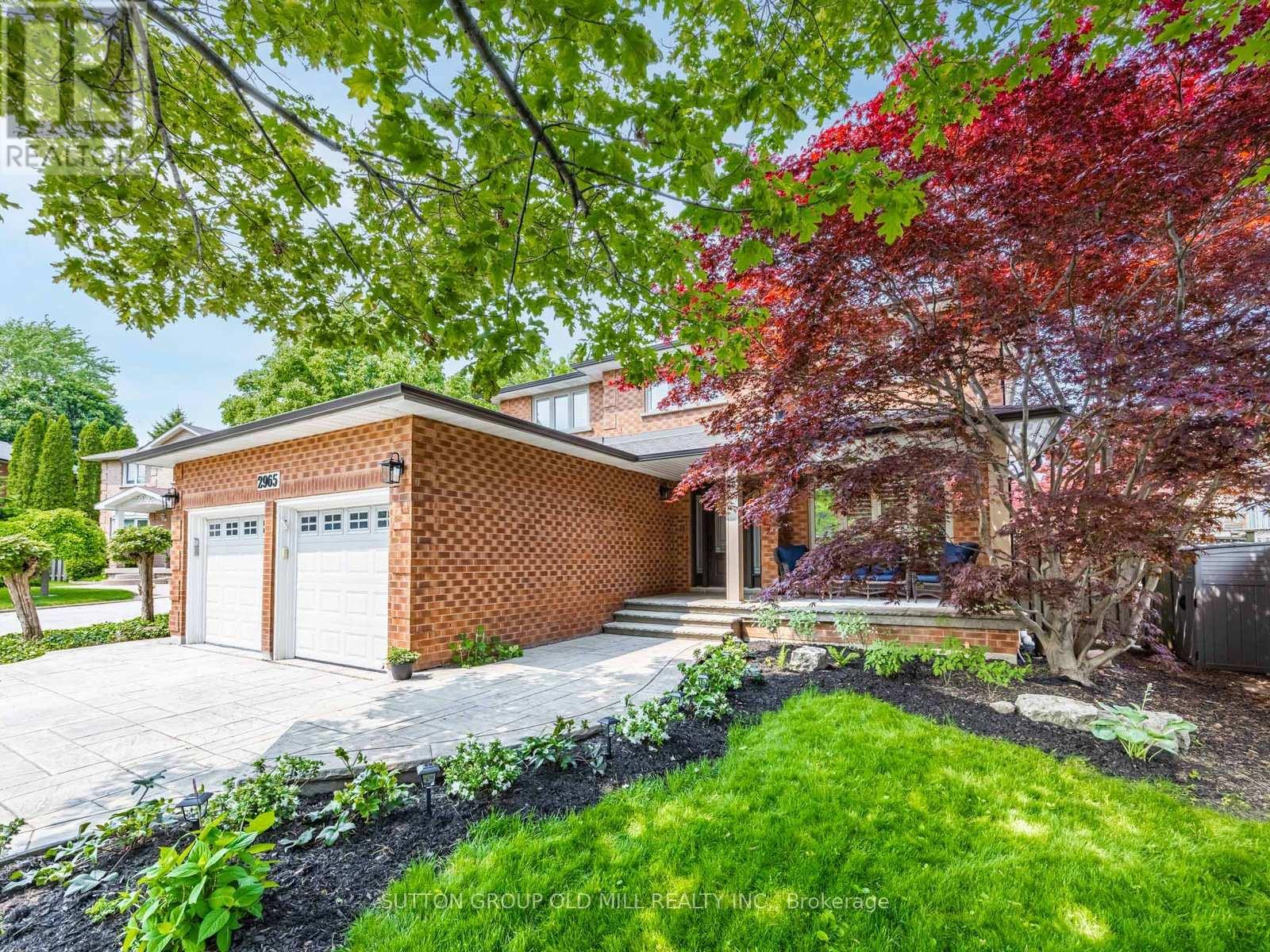 2965 Mulberry Drive, Oakville, Ontario  L6J 7H8 - Photo 1 - W12200609