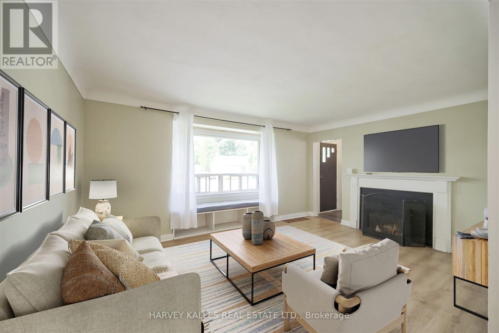 247 Jennings Crescent, Oakville, Ontario  L6L 1W2 - Photo 13 - W12121116