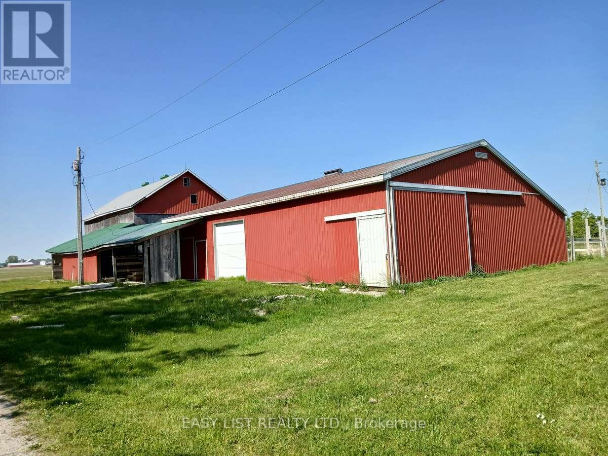 4792 LANGBANK LINE, Dawn-Euphemia, Ontario