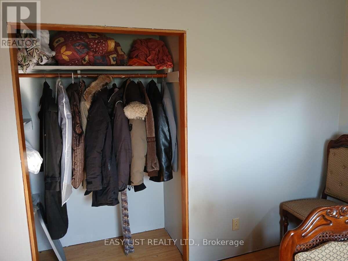 4792 Langbank Line, Dawn-Euphemia, Ontario  N0P 1K0 - Photo 15 - X12200592