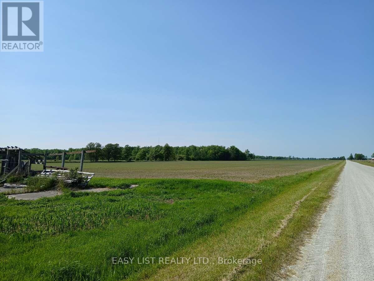 4792 Langbank Line, Dawn-Euphemia, Ontario  N0P 1K0 - Photo 25 - X12200592