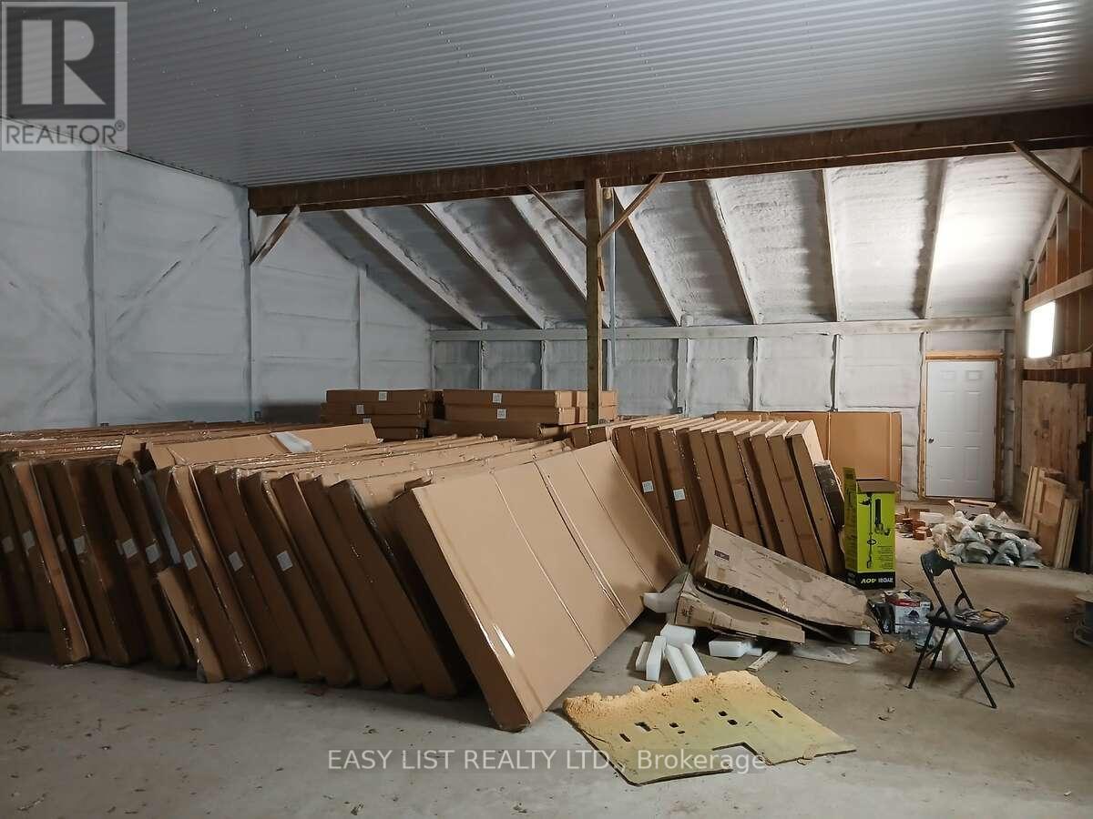 4792 Langbank Line, Dawn-Euphemia, Ontario  N0P 1K0 - Photo 28 - X12200592