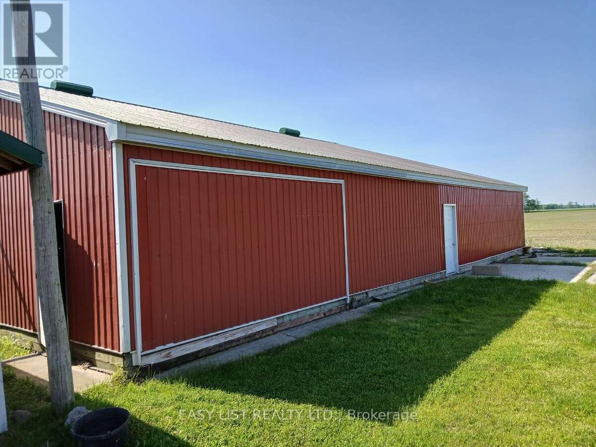 4792 Langbank Line, Dawn-Euphemia, Ontario  N0P 1K0 - Photo 6 - X12200592