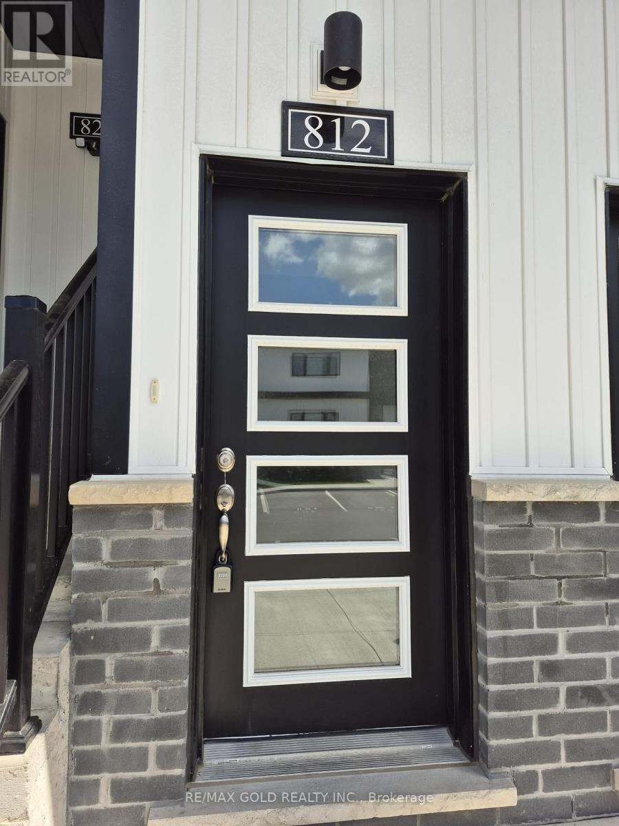 812 - 4263 Fourth Avenue, Niagara Falls, Ontario  L2E 0C2 - Photo 3 - X12200604