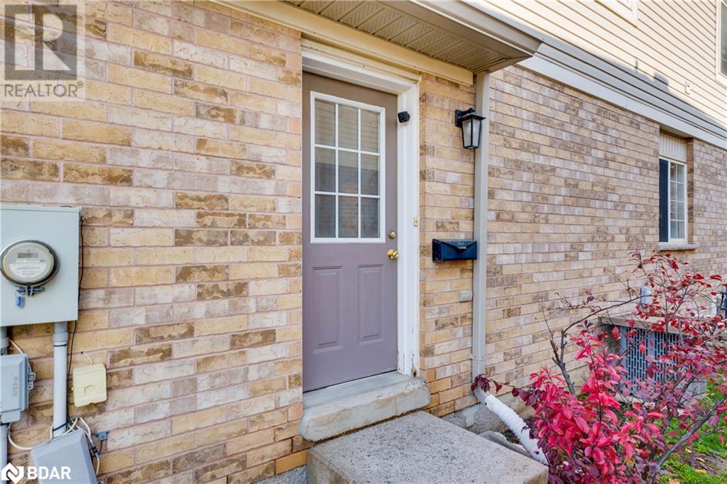 Property at 430 MAPLEVIEW Drive E Unit# 34 image 3