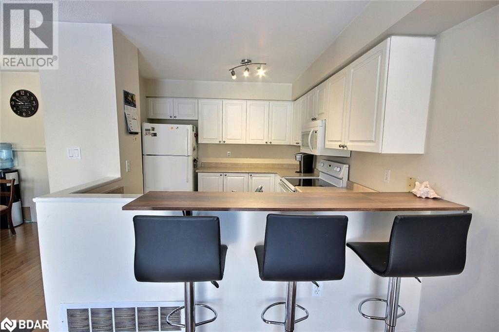 430 Mapleview Drive E Unit# 34, Barrie, Ontario  L4N 0R9 - Photo 10 - 40737088