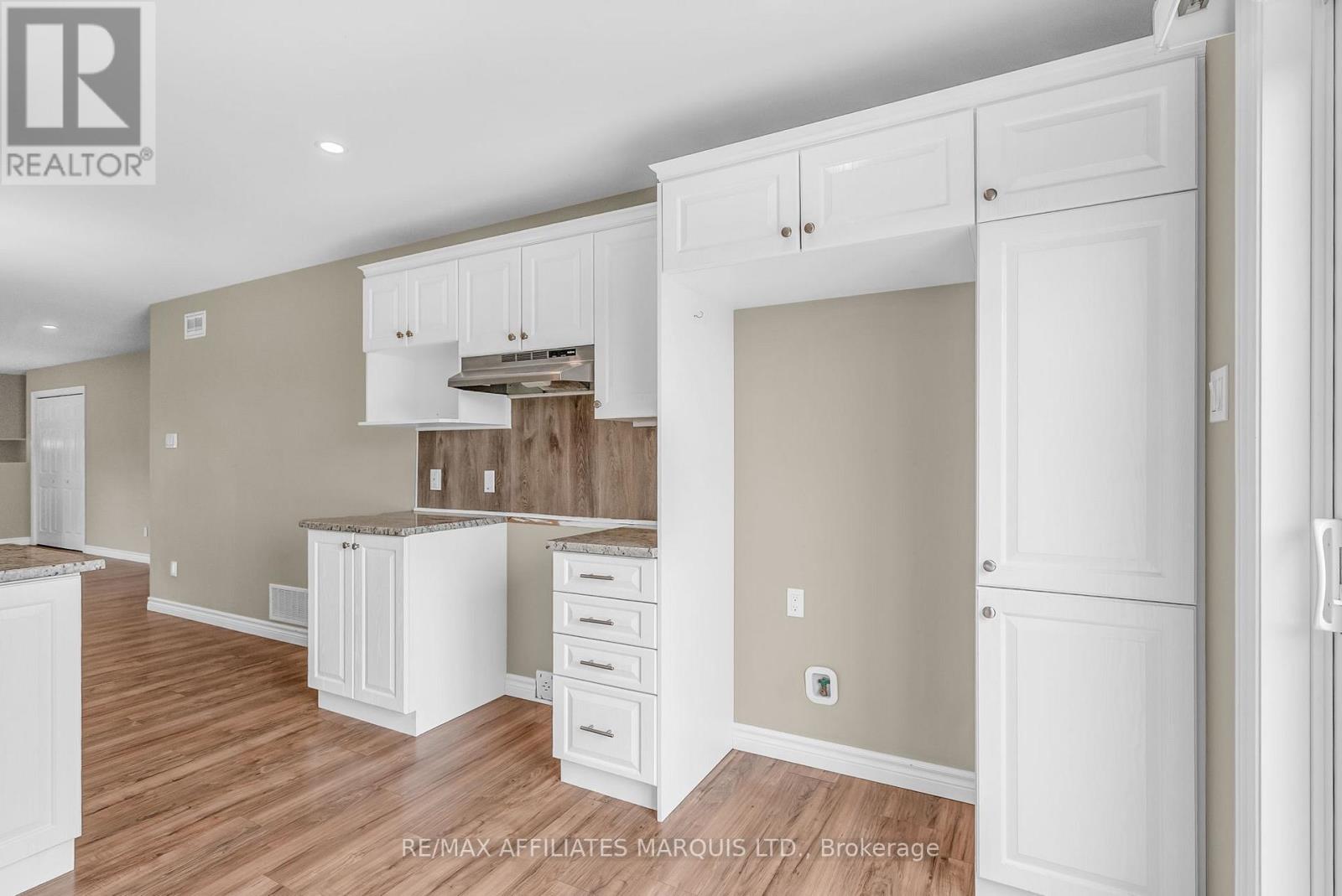 95 French Avenue, South Stormont, Ontario  K0C 1P0 - Photo 12 - X12200663