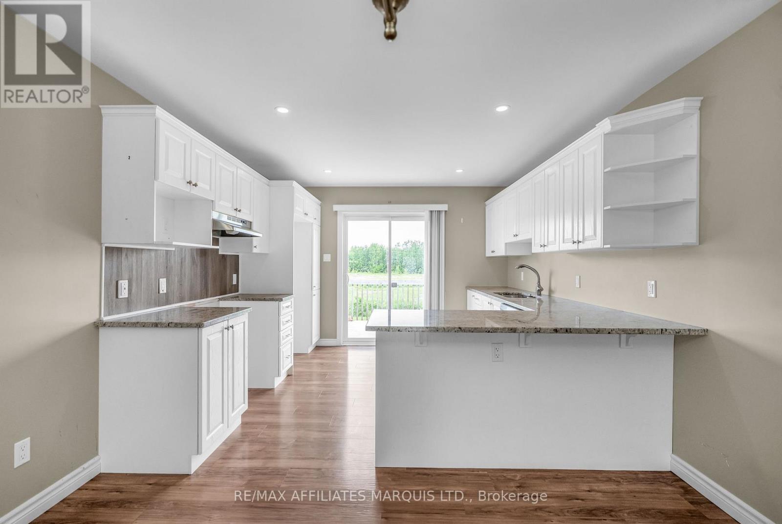 95 French Avenue, South Stormont, Ontario  K0C 1P0 - Photo 13 - X12200663