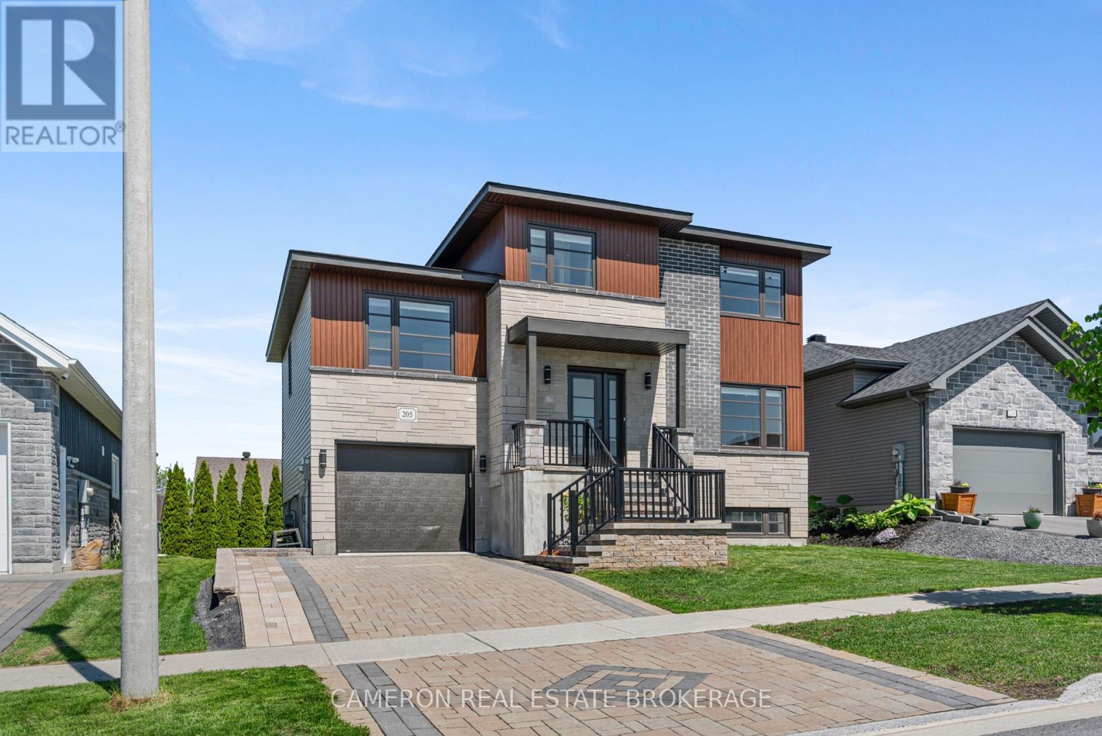 <h3>$669,900</h3><p>205 Eastport Drive, Cornwall, Ontario</p>