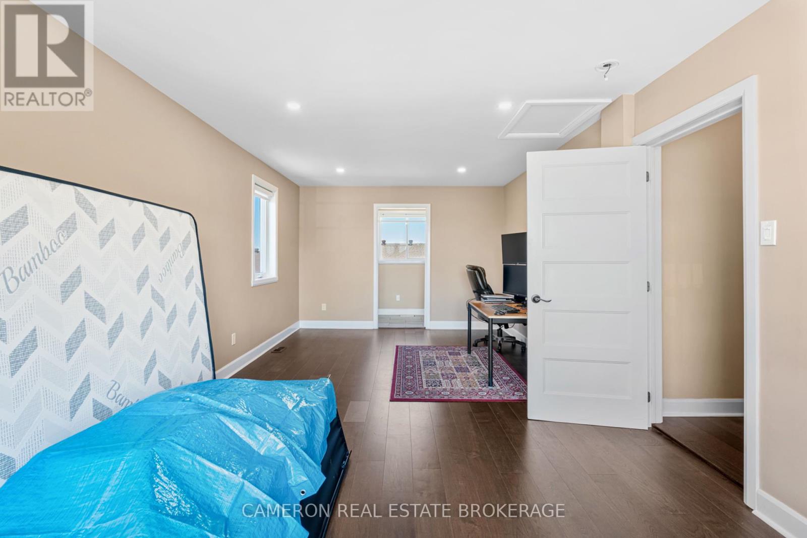 205 Eastport Drive, Cornwall, Ontario  K6H 0G9 - Photo 11 - X12200674