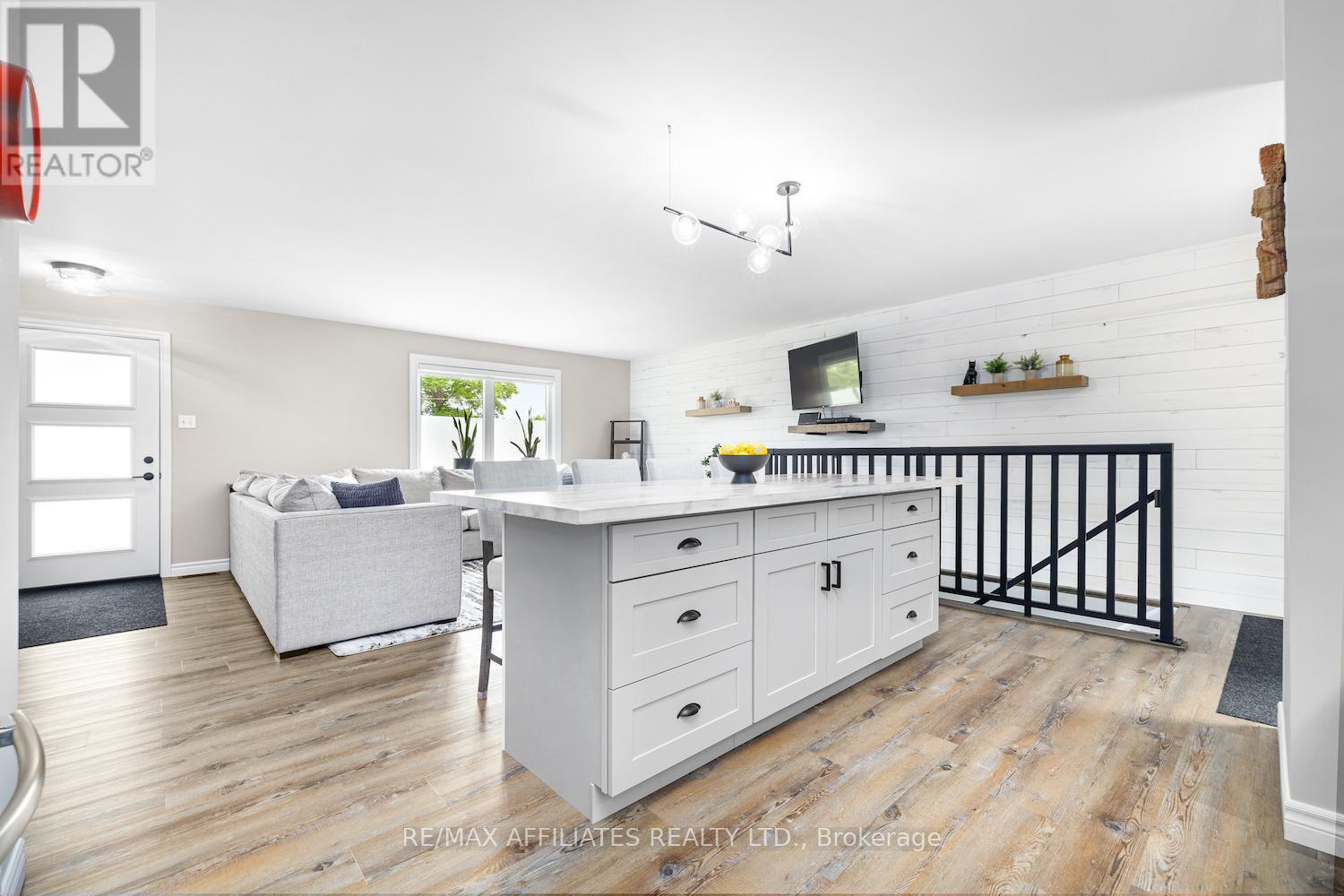 234 Boyds Road, Lanark Highlands, Ontario  K7C 0C5 - Photo 18 - X12200647