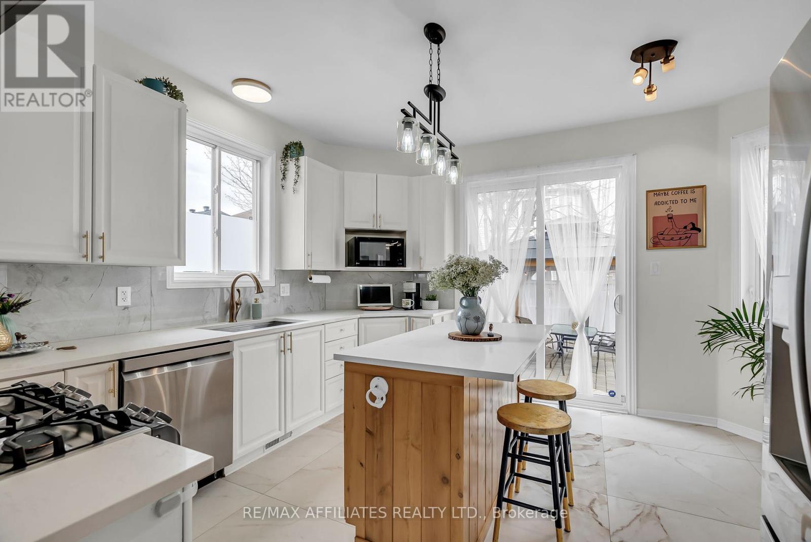 34 Catterick Crescent, Ottawa, Ontario  K2K 3M5 - Photo 11 - X12200653