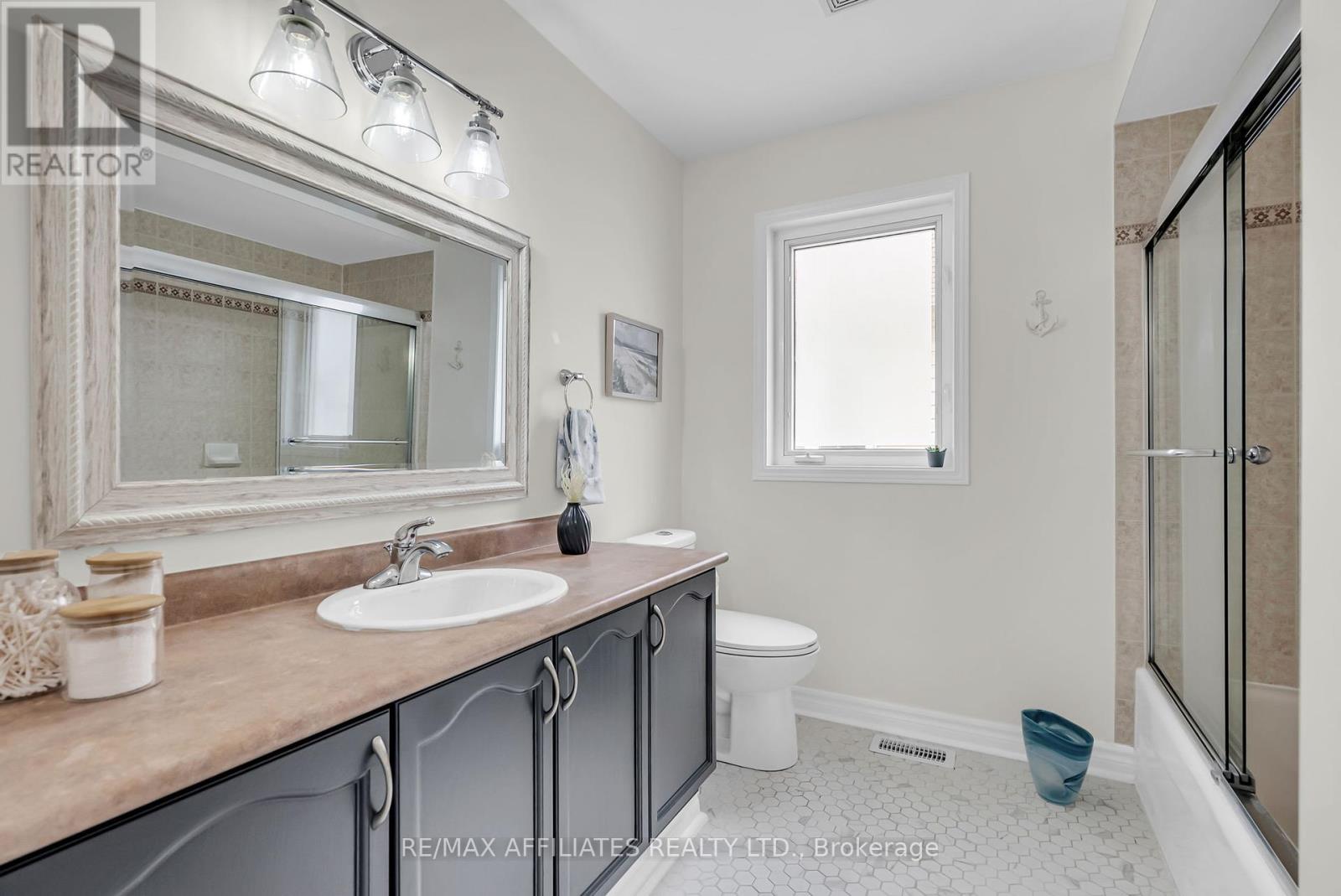 34 Catterick Crescent, Ottawa, Ontario  K2K 3M5 - Photo 29 - X12200653