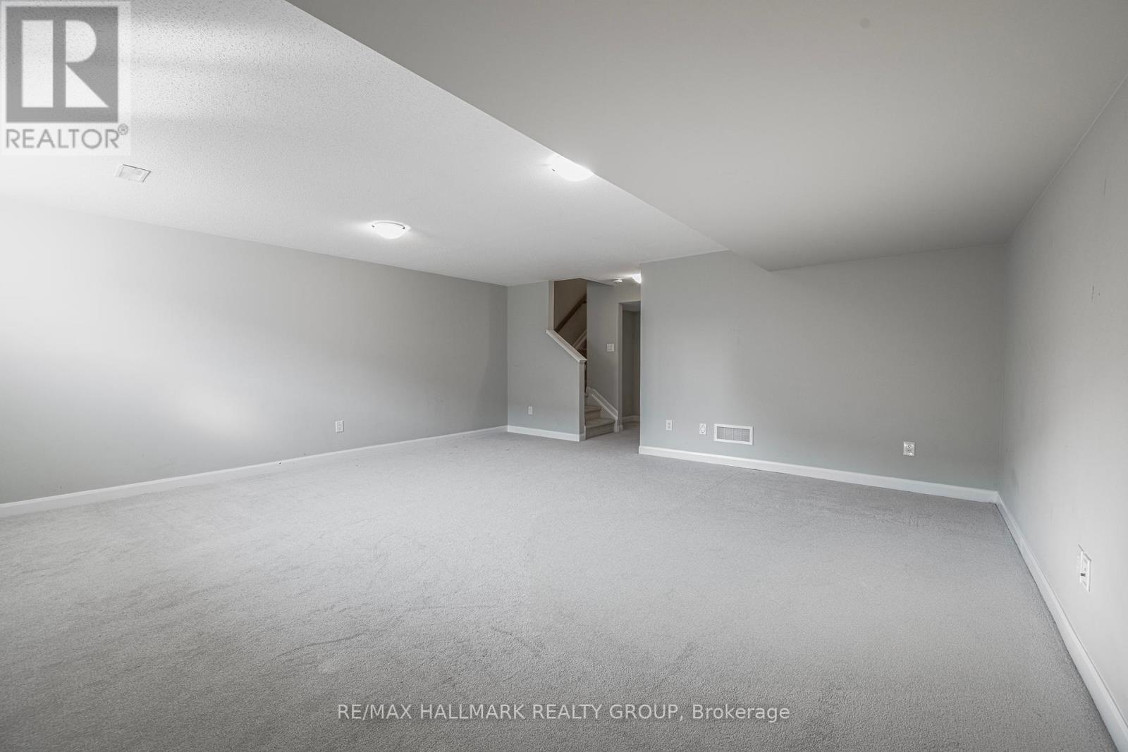 646 Hamsa Street, Ottawa, Ontario  K2J 6Z7 - Photo 27 - X12200662
