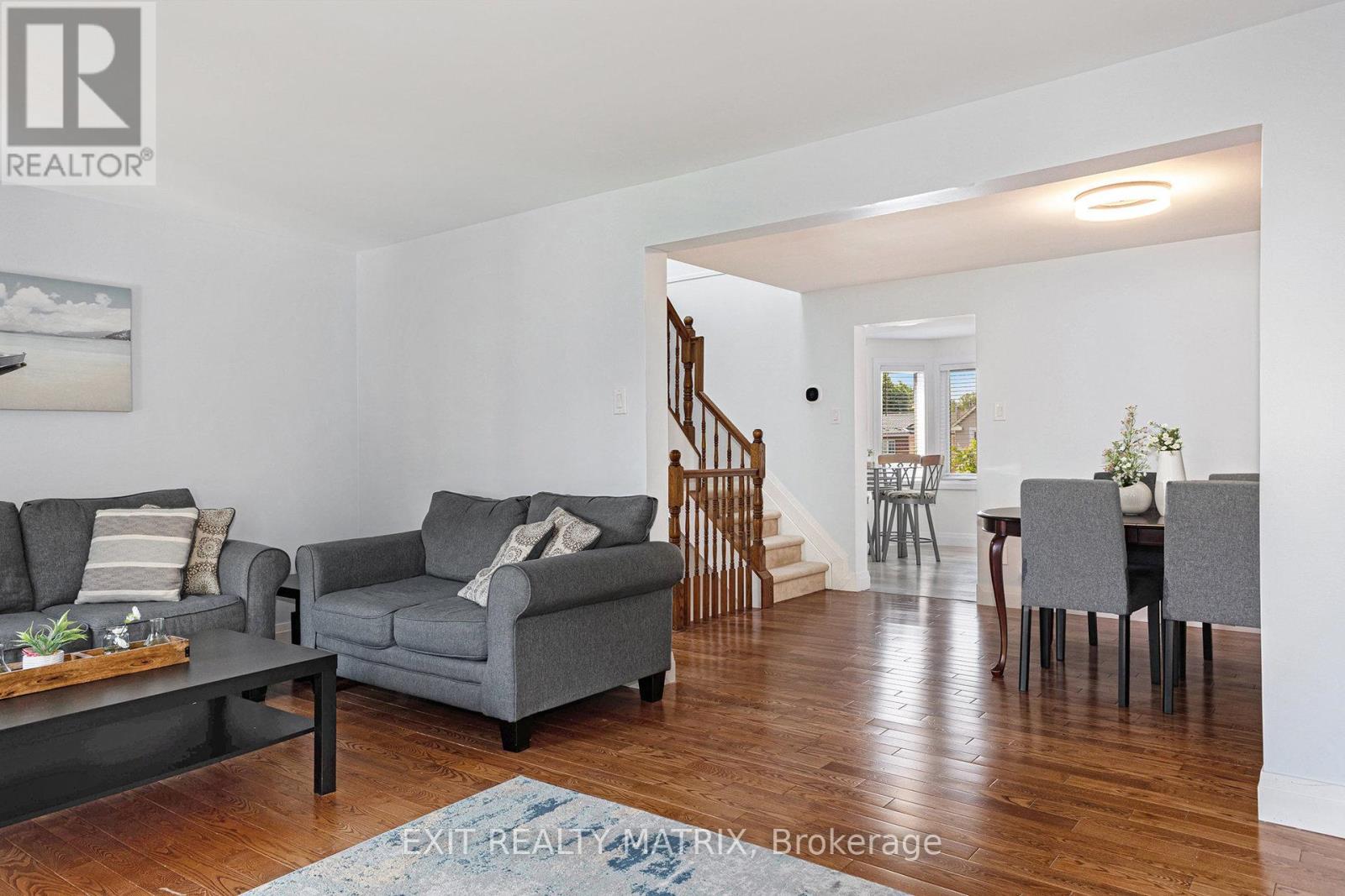 23 Weybridge Drive, Ottawa, Ontario  K2J 4A1 - Photo 8 - X12200670