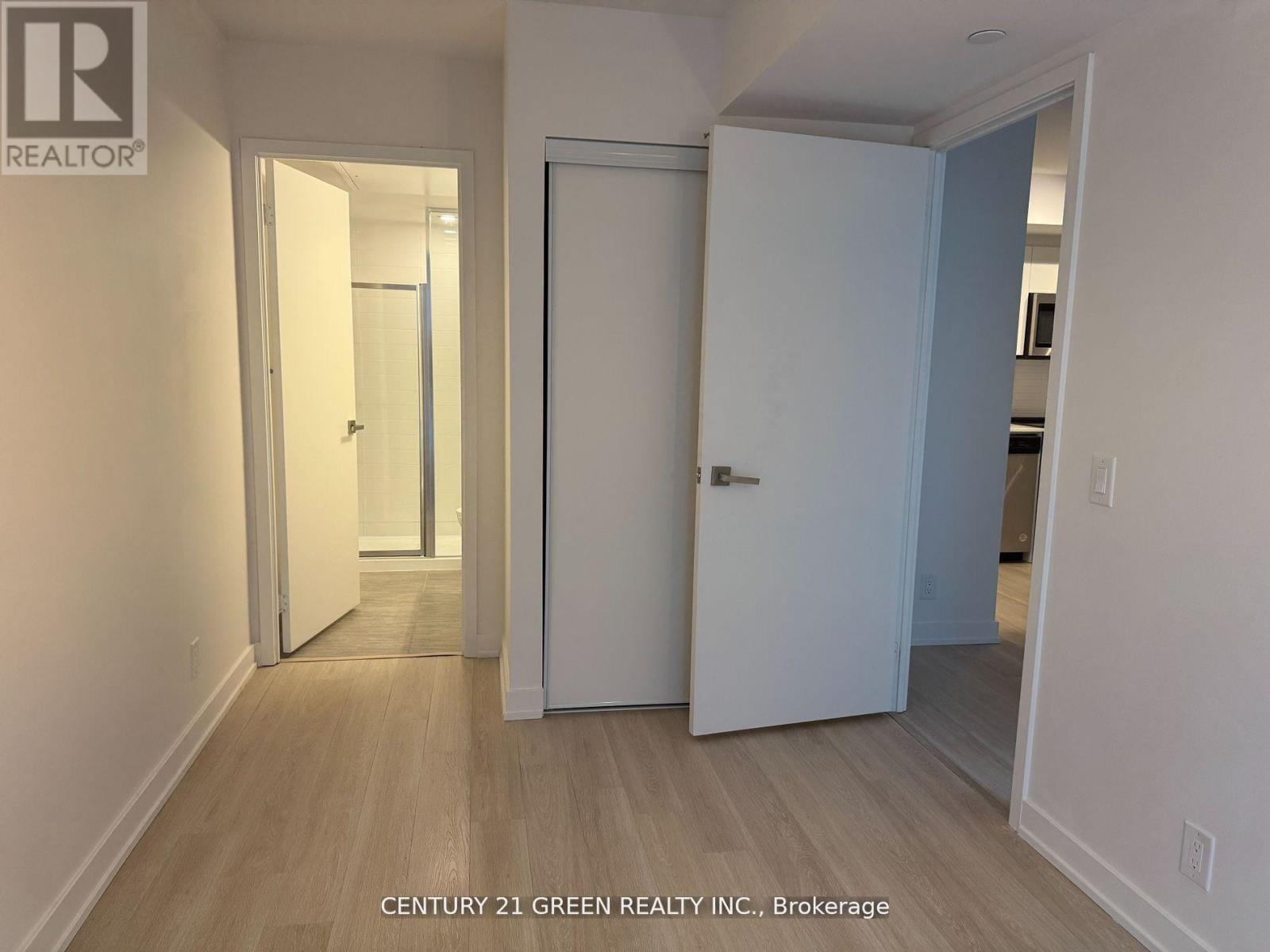 502 - 30 Tretti Way, Toronto, Ontario  M3H 0E3 - Photo 6 - C12200664
