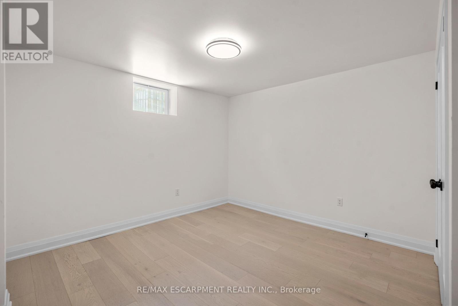6 Mulock Avenue, Hamilton, Ontario  L8T 1H3 - Photo 28 - X12200049